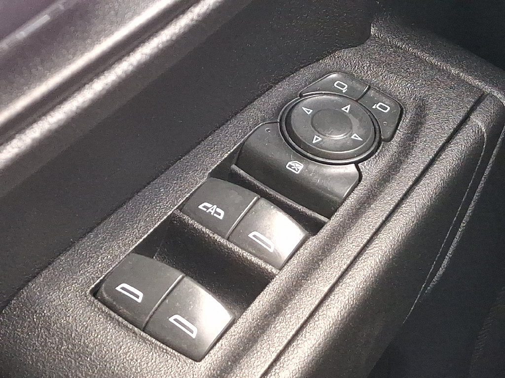 Certified 2022 Chevrolet Silverado 1500 Custom AWD/4WD image 25
