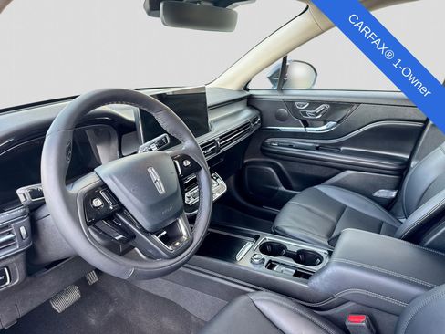 Used 2025 Lincoln Corsair AWD w/ Equipment Group 101A image 2