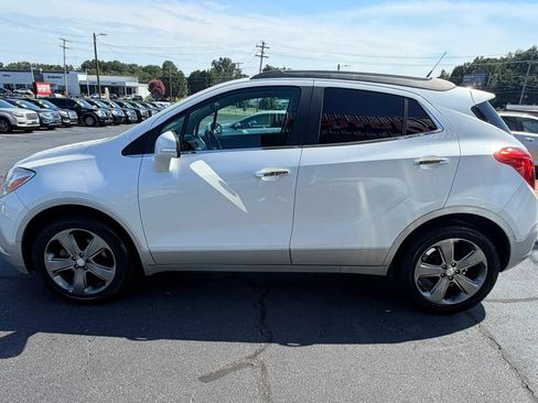 Used 2014 Buick Encore FWD image 4