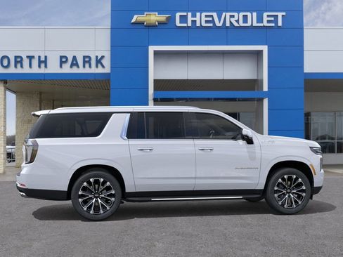 New 2026 Chevrolet Suburban High Country w/ Sun And Tow Package image 5