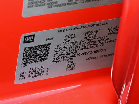 Used 2024 GMC Sierra 1500 Pro w/ Graphite Edition image 18