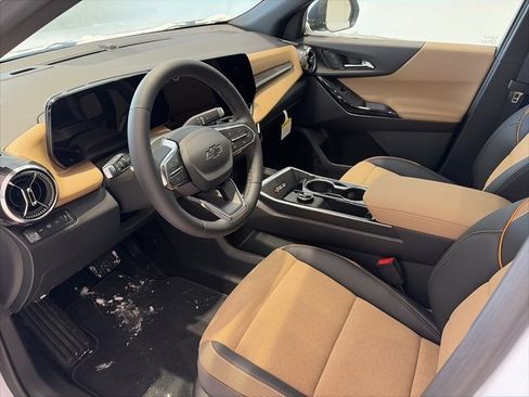 New 2026 Chevrolet Equinox ACTIV w/ Convenience Package III image 8