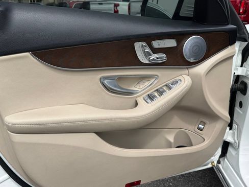 Used 2021 Mercedes-Benz C 300 Sedan image 20