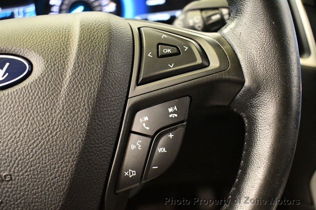Used 2022 Ford Edge SEL AWD/4WD image 32