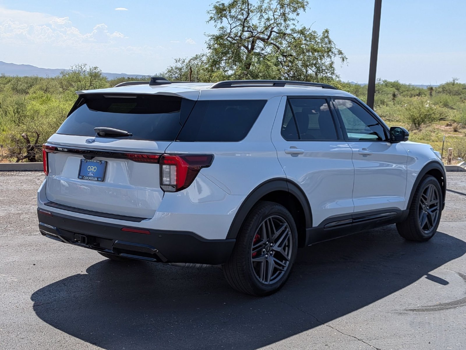 New 2026 Ford Explorer ST-Line w/ ST-Line Street Pack RWD image 5