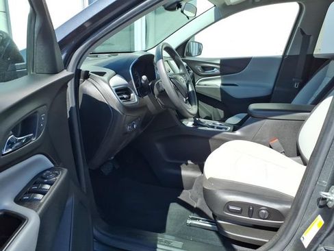 Certified 2021 Chevrolet Equinox LS w/ LS Convenience Package AWD/4WD image 14