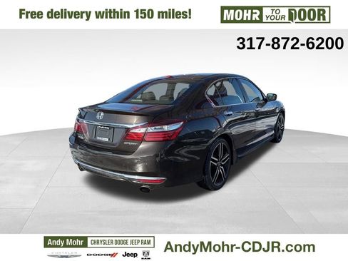 Used 2016 Honda Accord Sport image 7