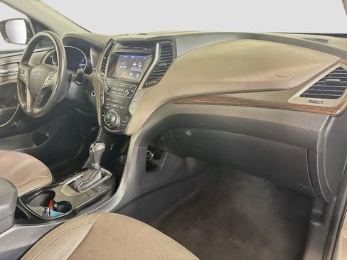 Used 2017 Hyundai Santa Fe Sport FWD image 30