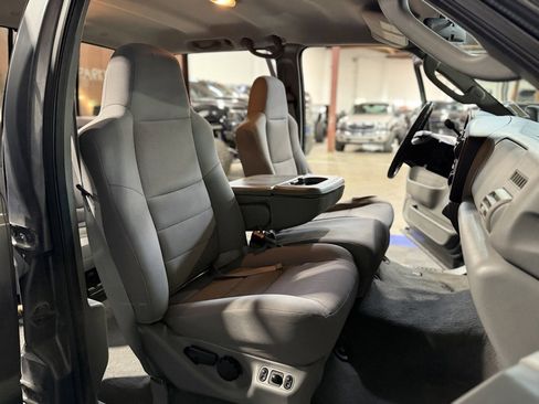 Used 2005 Ford F250 XLT image 22