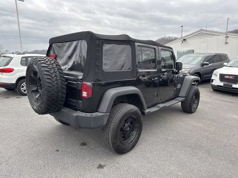 Used 2015 Jeep Wrangler Unlimited Sport w/ Quick Order Package 24S AWD/4WD image 8