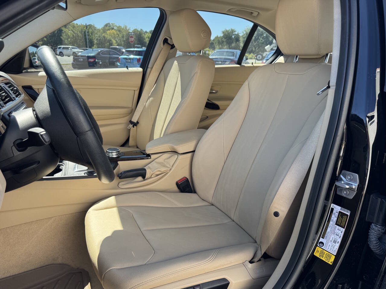 Used 2015 BMW 328i Sedan w/ Driver Assistance Package RWD image 9