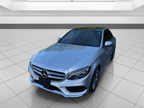 Used 2018 Mercedes-Benz C 300 4MATIC Sedan image 10