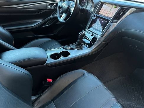 Used 2018 INFINITI Q60 3.0t Luxe w/ Sensory Package 3.0T Luxe AWD/4WD image 16