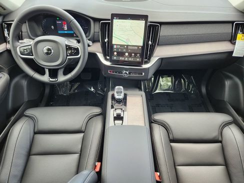 New 2026 Volvo XC90 T8 Ultra w/ Protection Package AWD/4WD image 16