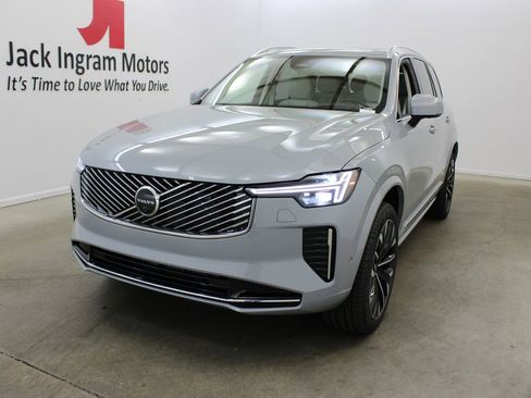 New 2026 Volvo XC90 B6 Ultra AWD/4WD image 2