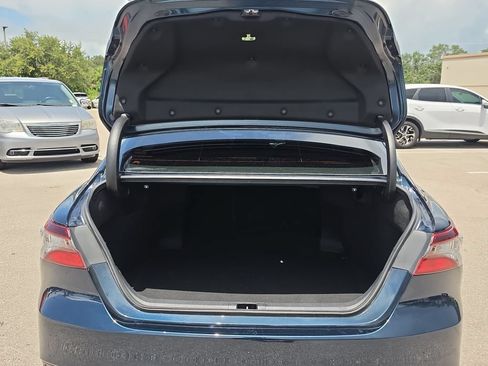 Used 2021 Toyota Camry LE FWD image 29