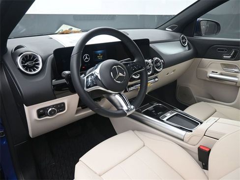 New 2025 Mercedes-Benz GLA 250 image 33