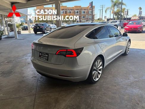 Used 2018 Tesla Model 3 Long Range RWD image 3