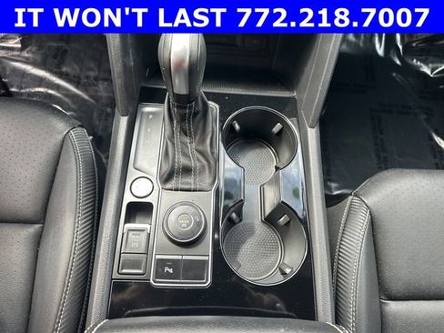 Used 2023 Volkswagen Atlas Cross Sport SEL R-Line AWD/4WD image 21