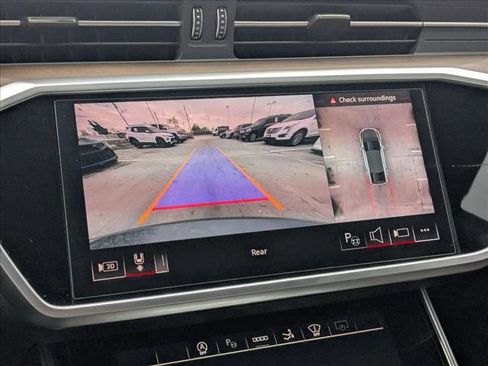 Used 2025 Audi A7 Prestige image 13