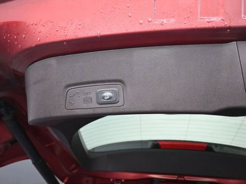 Used 2017 Lincoln MKC Premiere AWD/4WD image 7