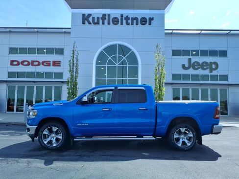 Used 2022 RAM 1500 Laramie AWD/4WD image 1