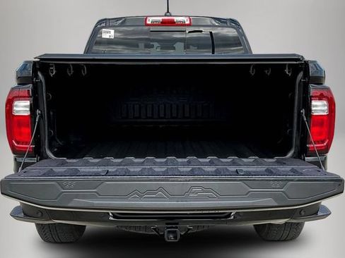 Used 2024 GMC Canyon Denali AWD/4WD image 7