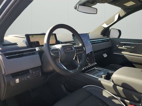 New 2026 GMC Sierra EV Elevation image 29