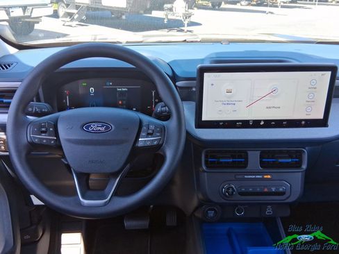 New 2025 Ford Maverick XLT image 15