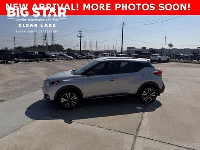 Used 2020 Nissan Kicks SR