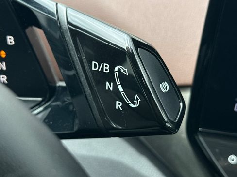 Used 2023 Volkswagen ID.4 Pro RWD image 22