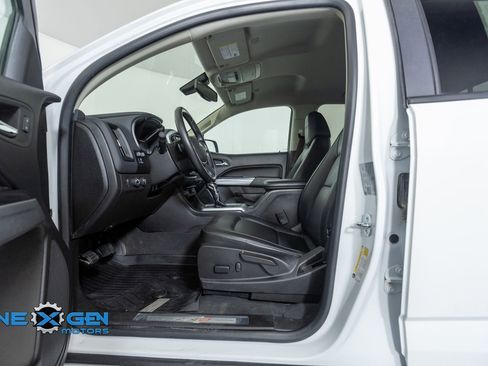 Used 2022 Chevrolet Colorado ZR2 image 11