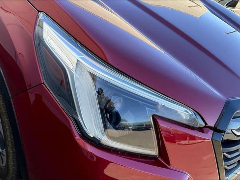 Used 2022 Subaru Forester Touring image 25