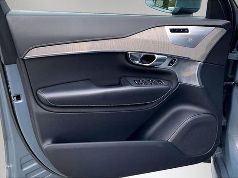 Used 2020 Volvo XC90 T8 Inscription image 17