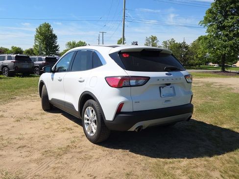 Used 2021 Ford Escape SE w/ Cold Weather Package FWD image 25