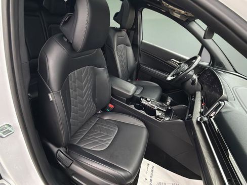 Used 2024 Kia Sportage X-Pro image 14