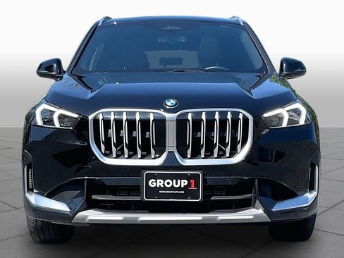Used 2025 BMW X1 xDrive28i w/ Convenience Package AWD/4WD image 3