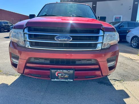 Used 2017 Ford Expedition EL XLT w/ Equipment Group 202A RWD image 7