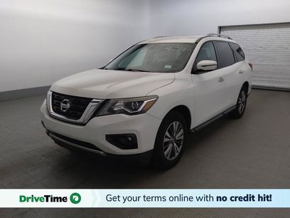 Used 2017 Nissan Pathfinder SV