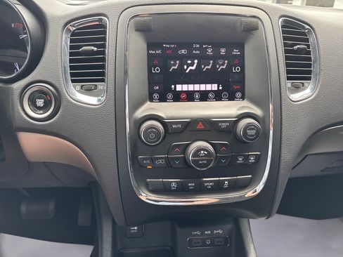 Used 2018 Dodge Durango SXT w/ Trailer Tow Group IV AWD/4WD image 25