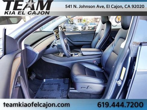 Used 2022 Tesla Model Y Long Range AWD/4WD image 15