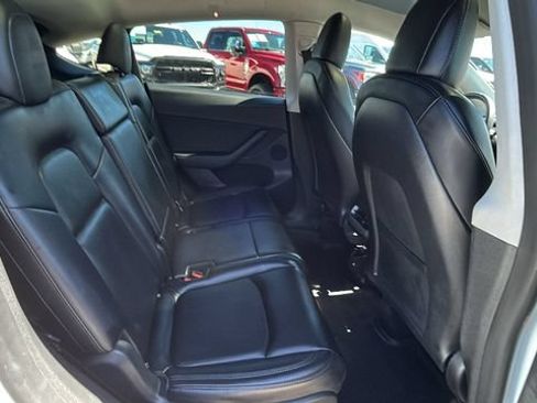 Used 2023 Tesla Model Y Long Range AWD/4WD image 13