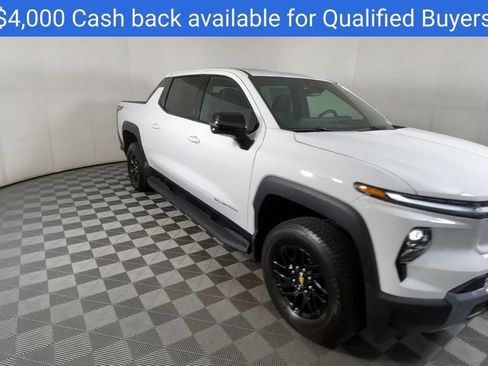 New 2025 Chevrolet Silverado EV LT image 2