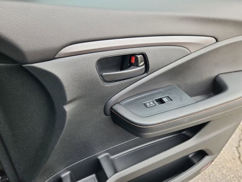 Used 2023 Honda Passport TrailSport image 16