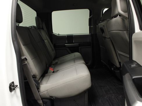 Used 2019 Ford F250 XLT w/ XLT Value Package image 17