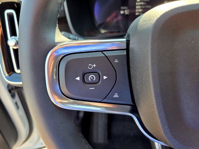 Certified 2023 Volvo C40 P8 Recharge Ultimate AWD/4WD image 37