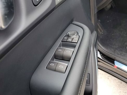 New 2026 Buick Enclave Avenir w/ Super Cruise Package FWD image 18