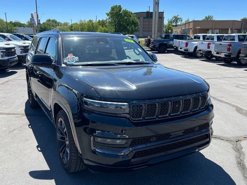 Used 2024 Jeep Grand Wagoneer L Series II w/ Quick Order Packagew 28T AWD/4WD image 5