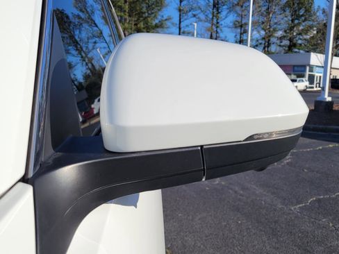 Used 2019 Volkswagen Atlas SEL Premium image 13