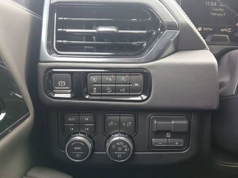 New 2026 GMC Yukon AT4 Ultimate w/ LPO, Illumination Package AWD/4WD image 30
